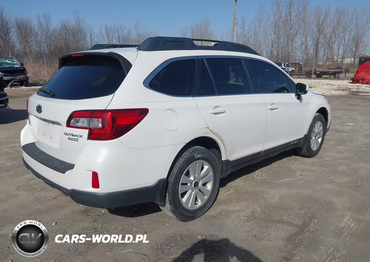 2015 Subaru Outback 2.5I Premium VIN:4S4BSADC2F3343800 - 4