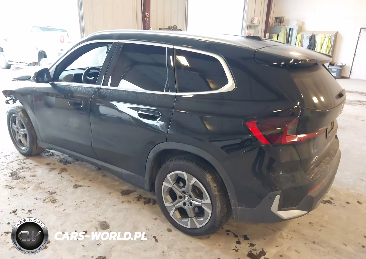 2023 BMW X1 xDrive28I VIN:WBX73EF07P5Y05648 - 3