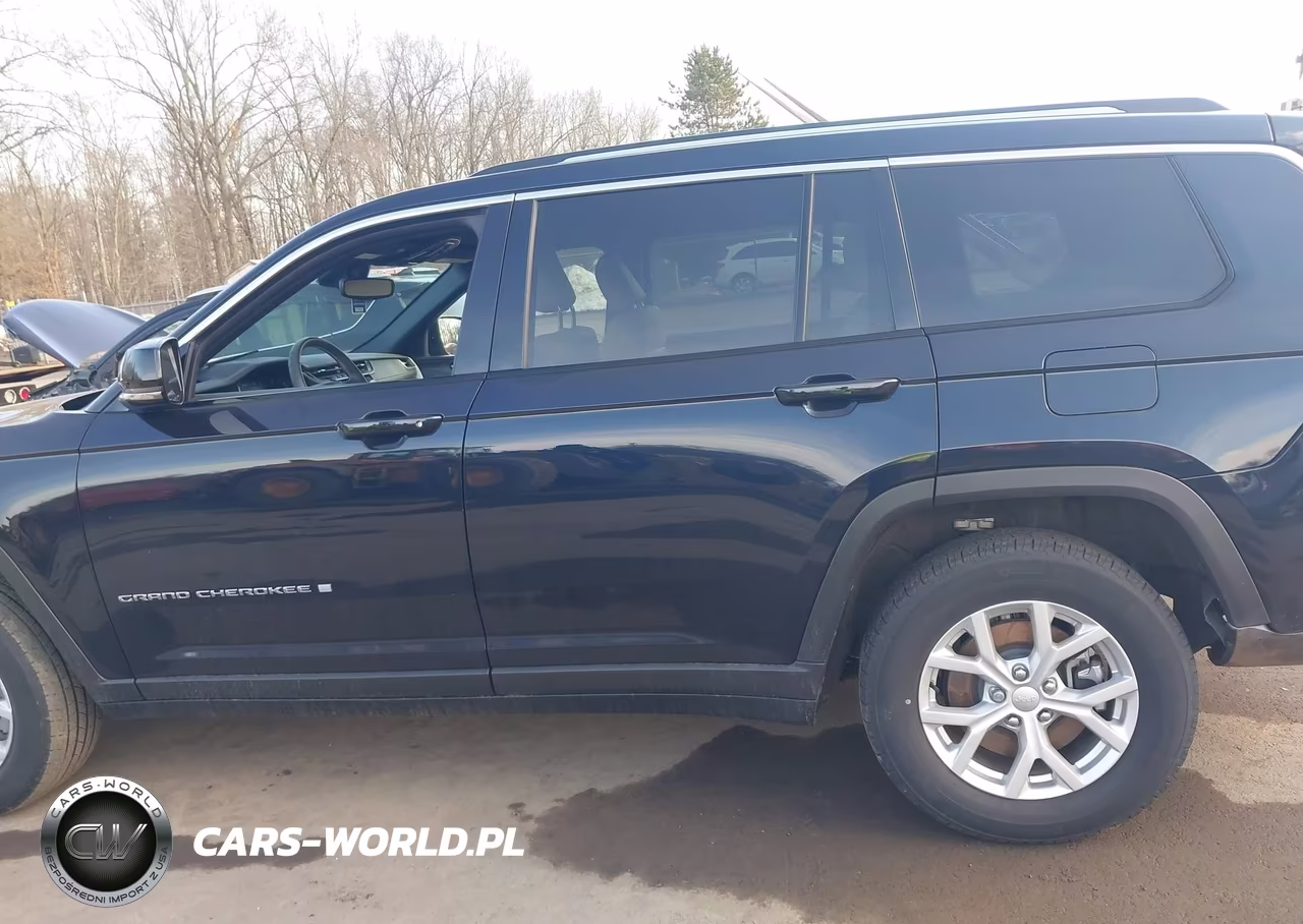 2023 Jeep Grand Cherokee L Limited 4X4 VIN:1C4RJKBG8P8885652 - 15