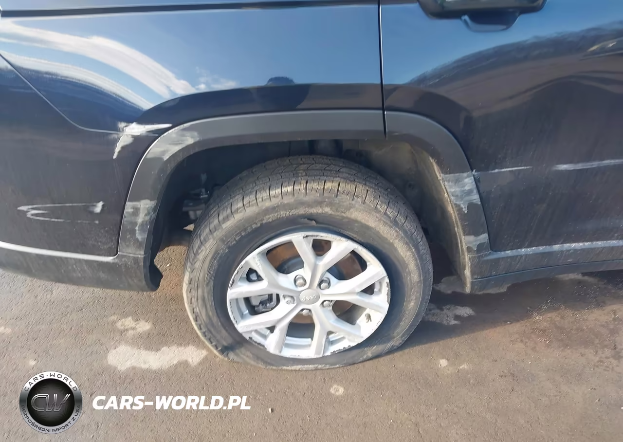 2023 Jeep Grand Cherokee L Limited 4X4 VIN:1C4RJKBG8P8885652 - 6