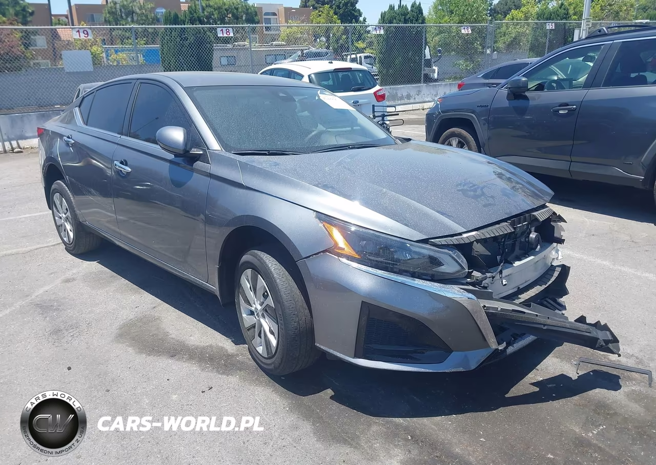 2023 Nissan Altima S Fwd – zdjęcie 1 z 17