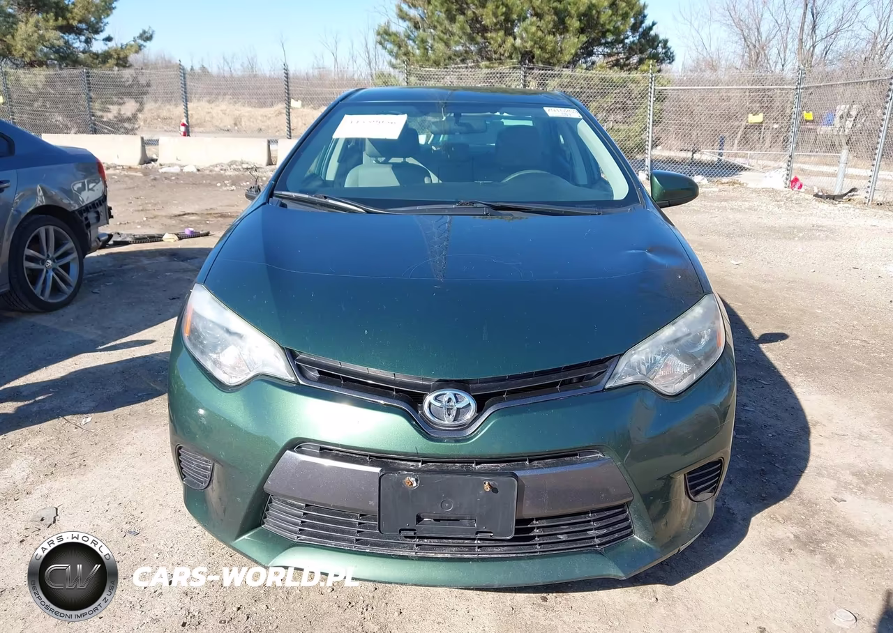 2015 Toyota Corolla Le VIN:5YFBURHE4FP214943 - 12