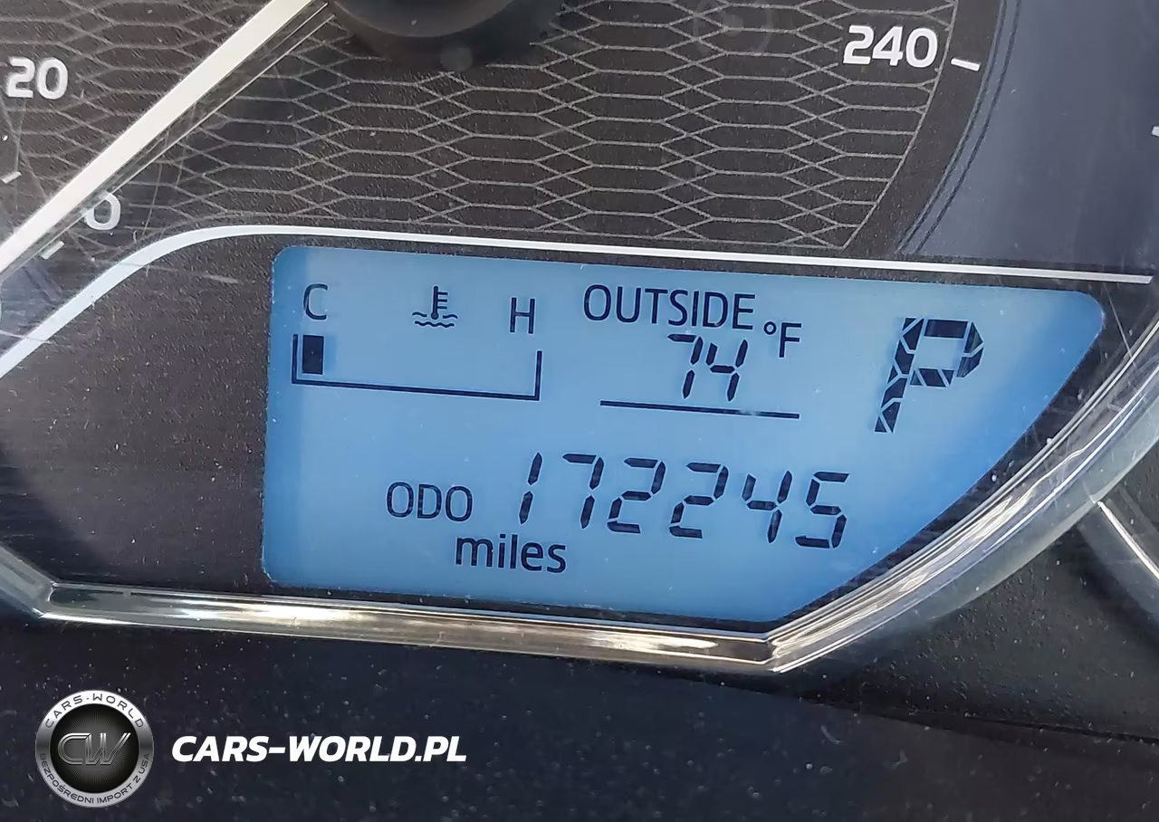 2015 Toyota Corolla Le VIN:5YFBURHE4FP214943 - 15