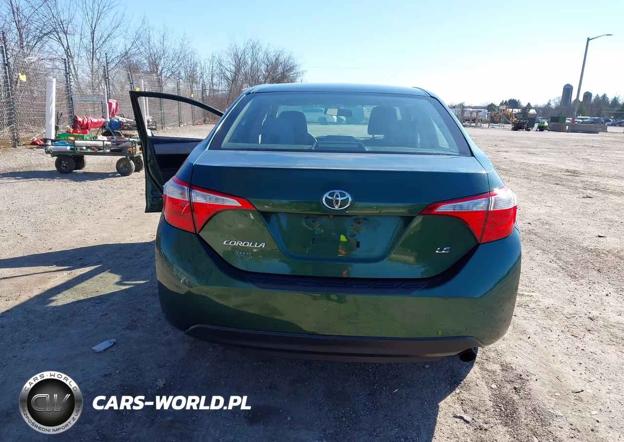2015 Toyota Corolla Le VIN:5YFBURHE4FP214943 - 16