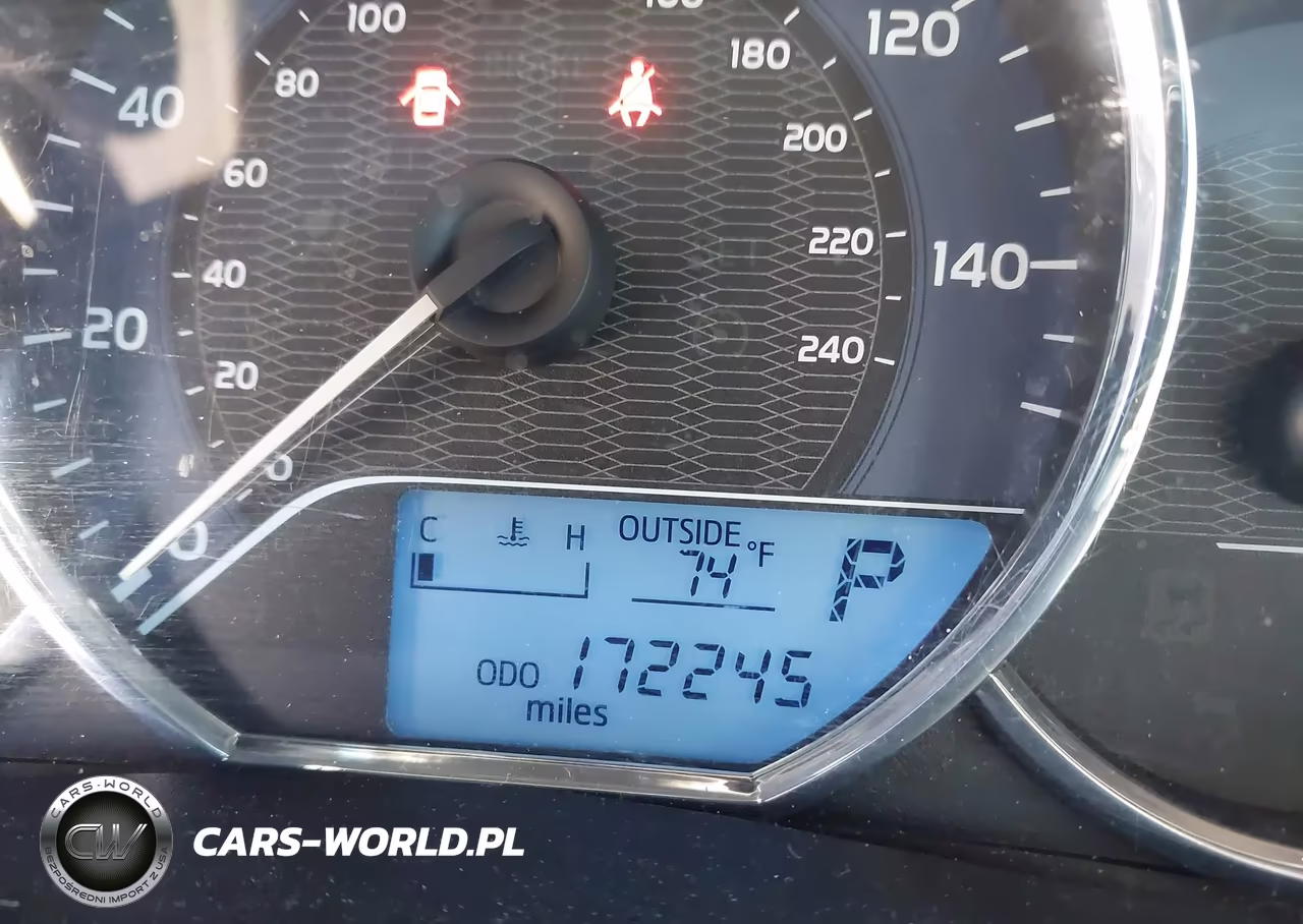 2015 Toyota Corolla Le VIN:5YFBURHE4FP214943 - 7