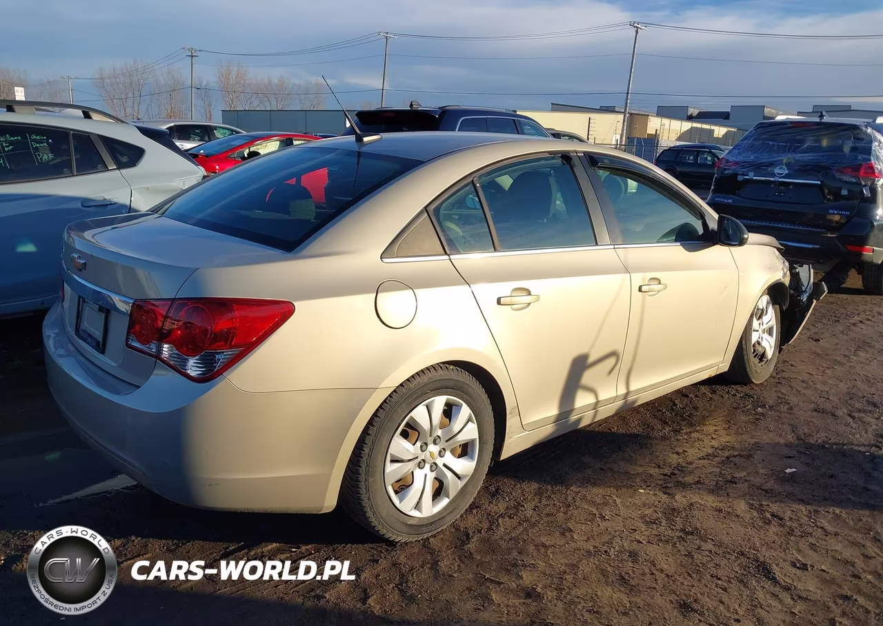 2012 Chevrolet Cruze Ls VIN:1G1PC5SH5C7158487 - 4
