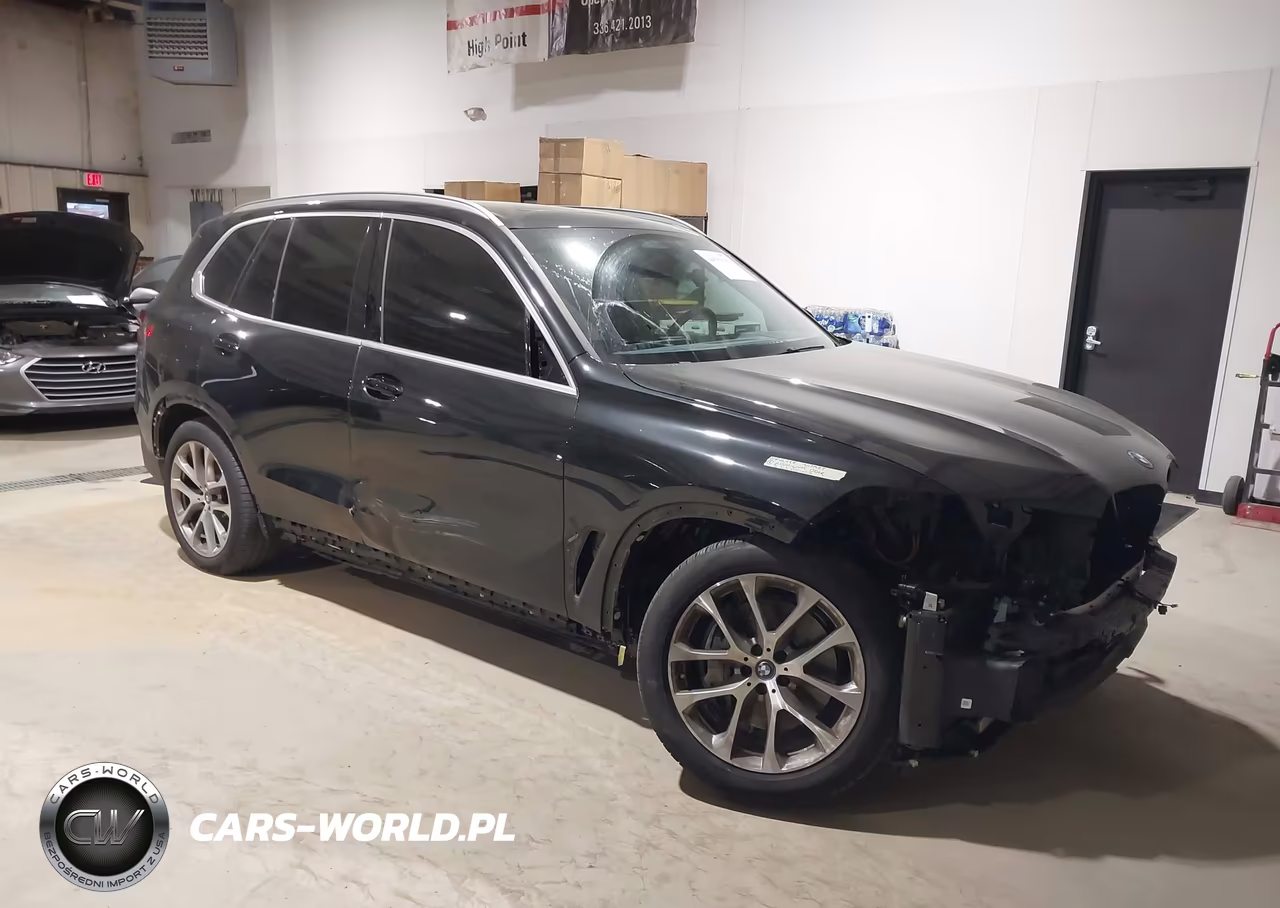 2025 BMW X5 Phev xDrive50E – zdjęcie 1 z 17