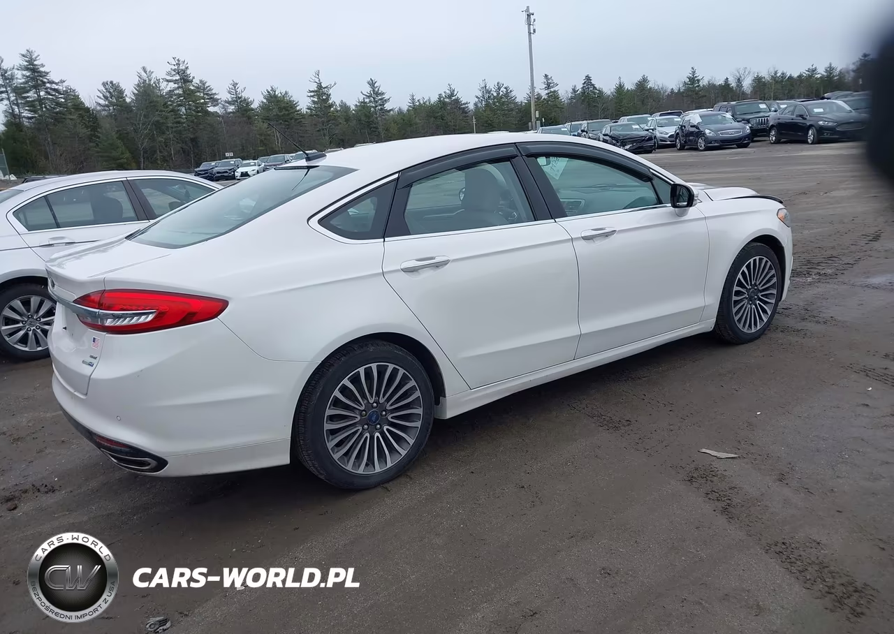 2017 Ford Fusion Se VIN:3FA6P0T97HR280923 - 4
