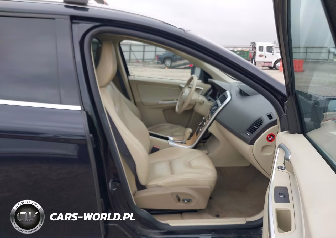 2010 Volvo Xc60 T6-T6 R-Design VIN:YV4992DZ4A2020000 - 5
