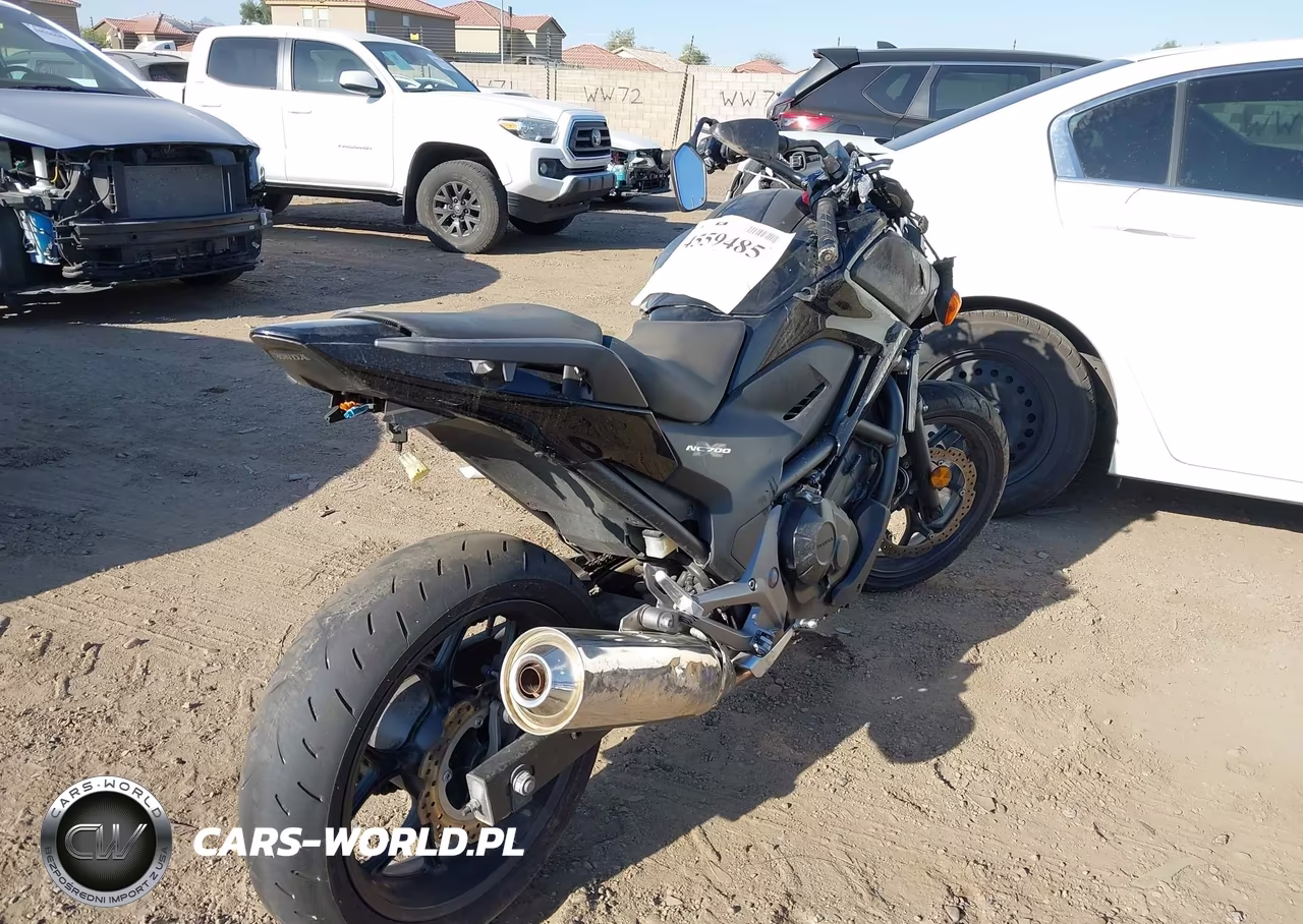 2015 Honda Nc700X VIN:JH2RC6302FK100263 - 4
