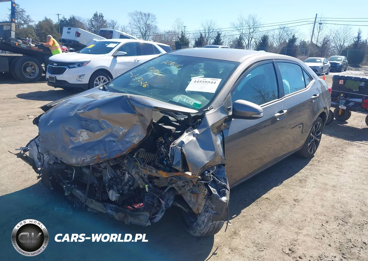 2018 Toyota Corolla Se VIN:2T1BURHE2JC979061 - 2