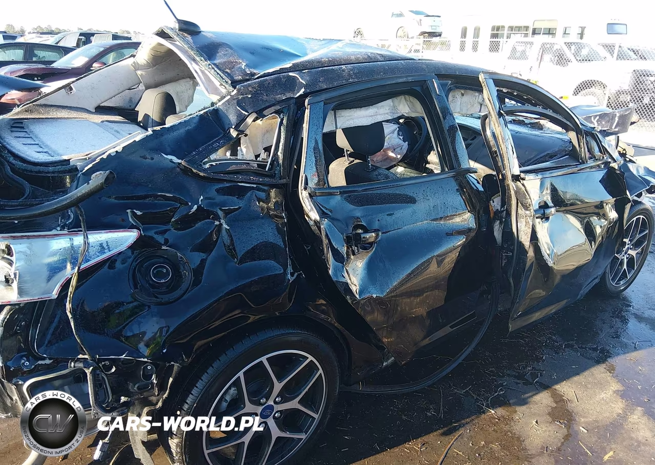 2017 Ford Focus Se VIN:1FADP3FE3HL317420 - 13