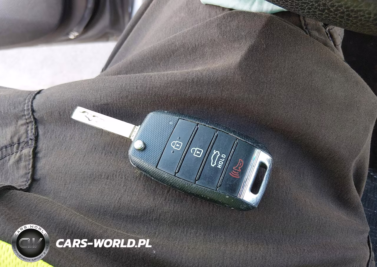 2020 Kia Rio S VIN:3KPA24AD4LE333403 - 11