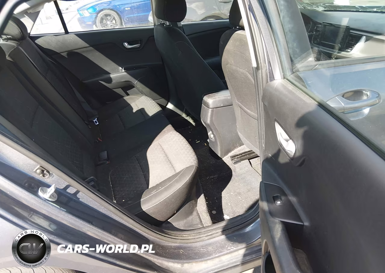 2020 Kia Rio S VIN:3KPA24AD4LE333403 - 8