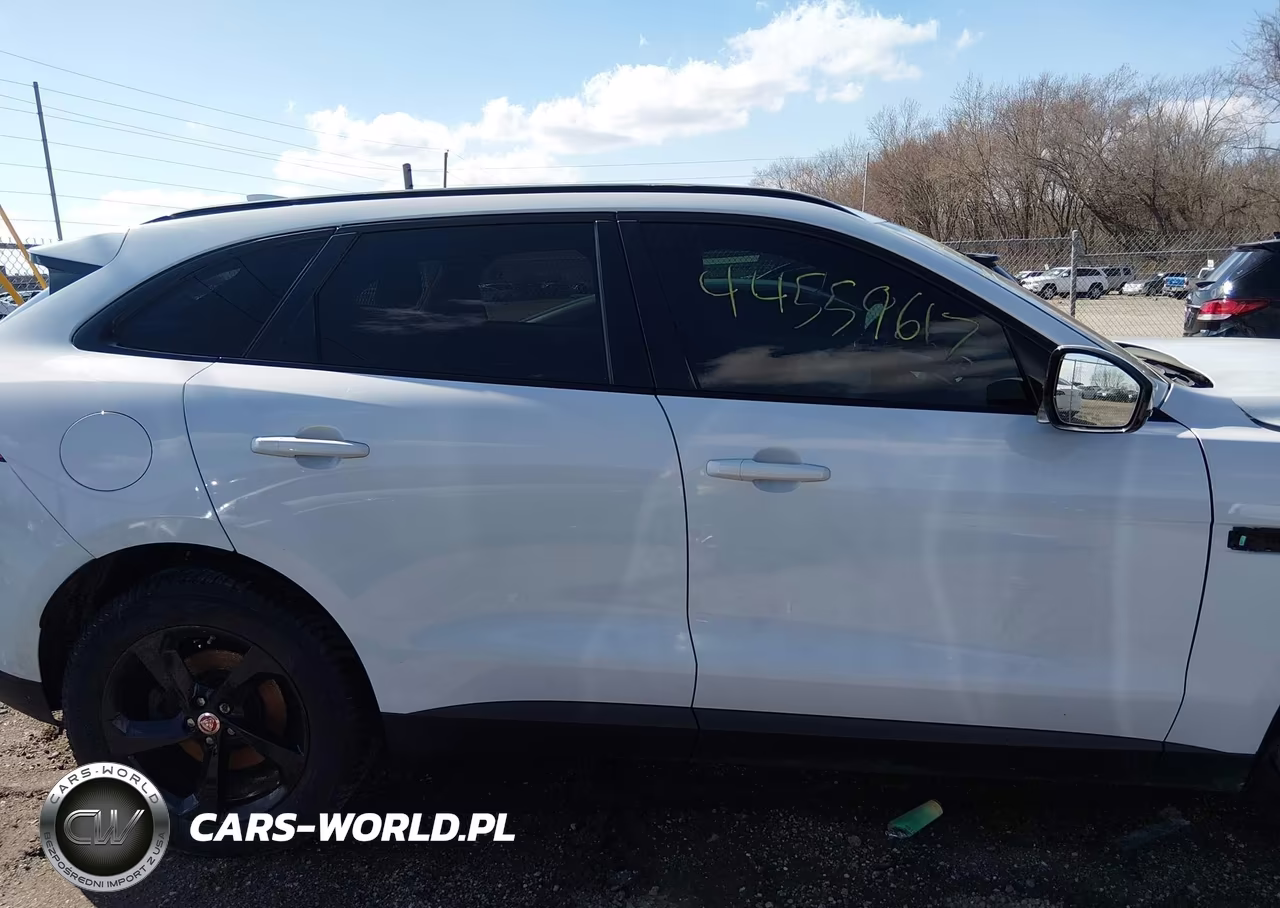 2018 Jaguar F-Pace 20D Premium VIN:SADCJ2FN2JA241647 - 13
