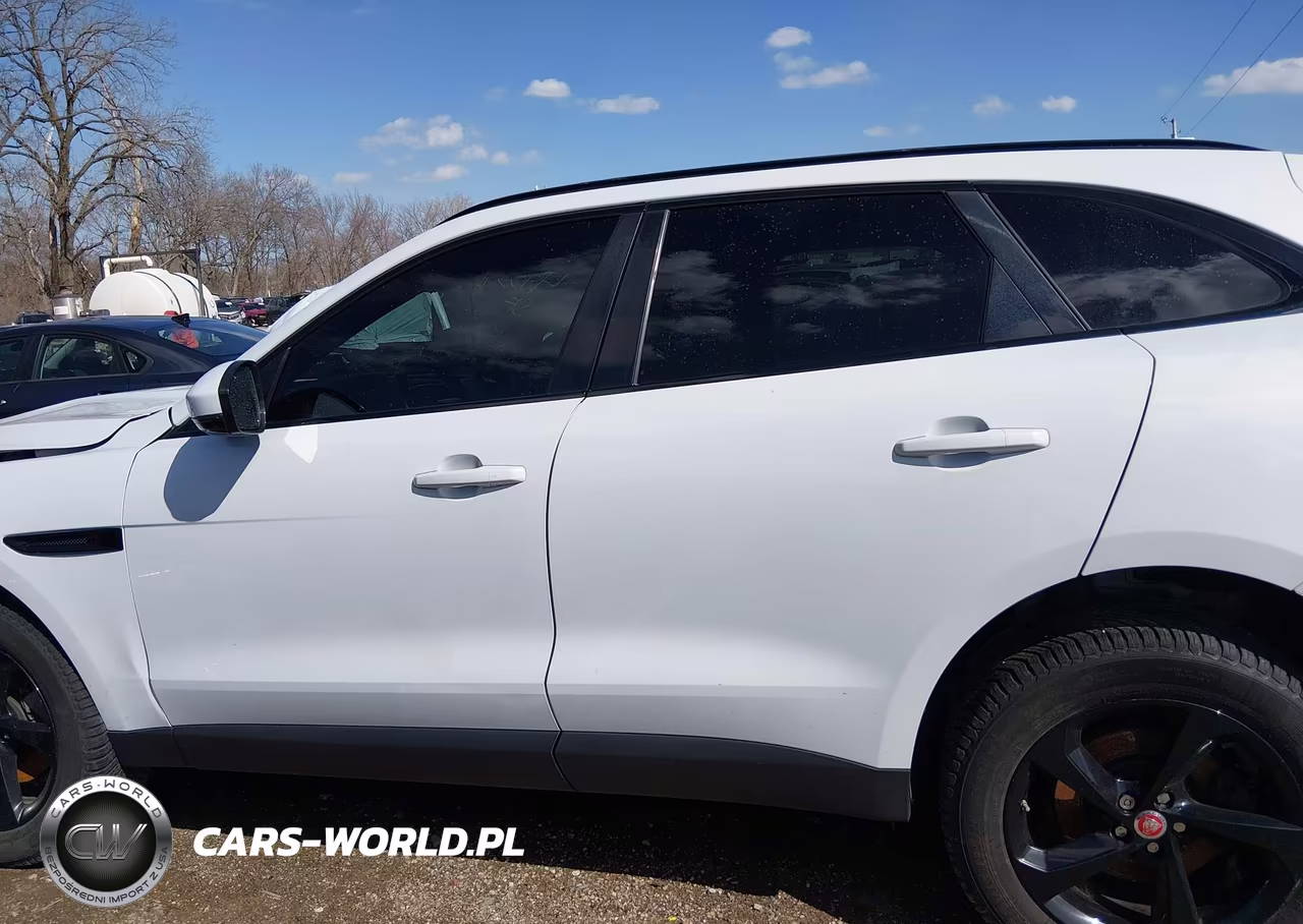 2018 Jaguar F-Pace 20D Premium VIN:SADCJ2FN2JA241647 - 14