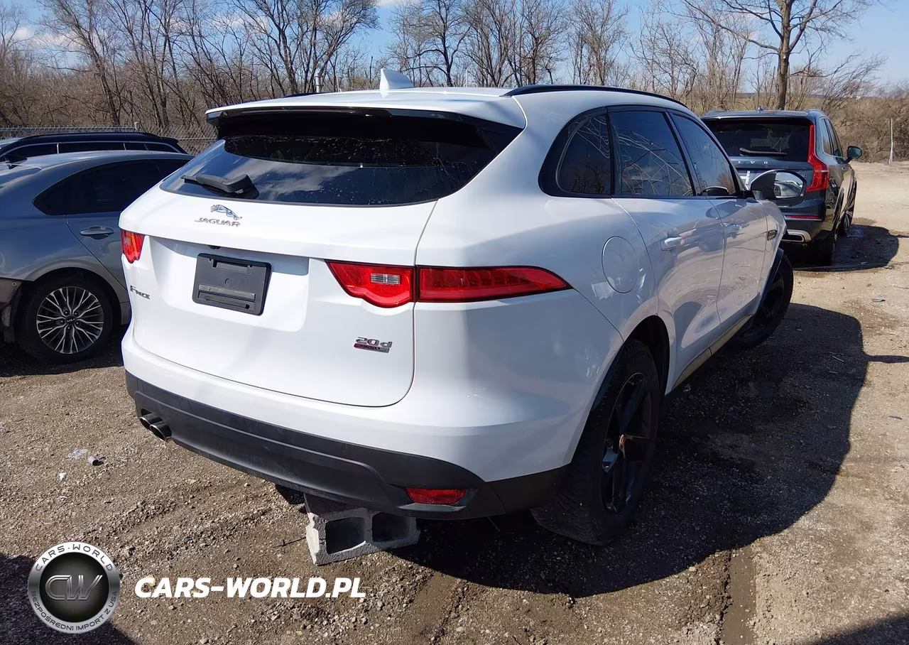 2018 Jaguar F-Pace 20D Premium VIN:SADCJ2FN2JA241647 - 4