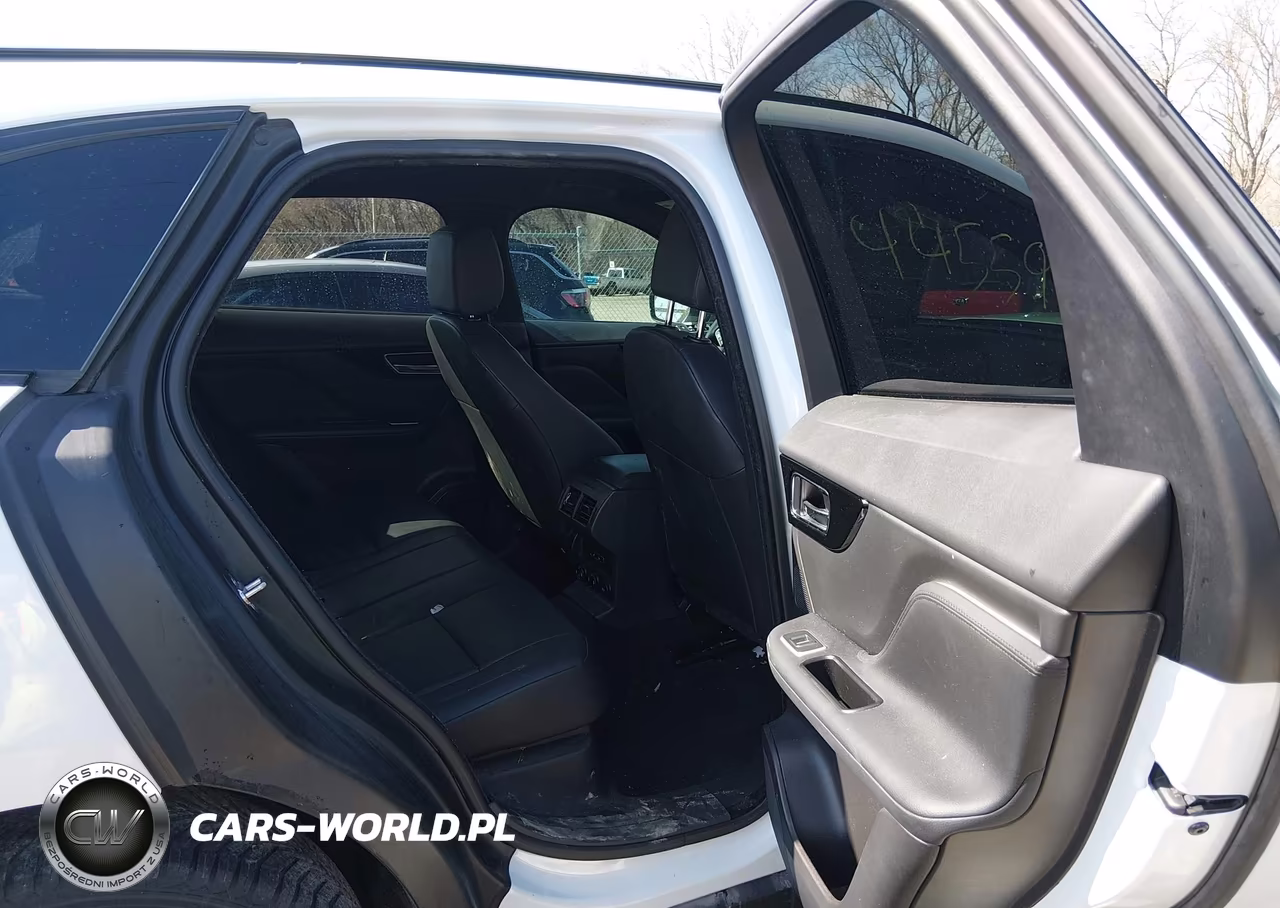 2018 Jaguar F-Pace 20D Premium VIN:SADCJ2FN2JA241647 - 8