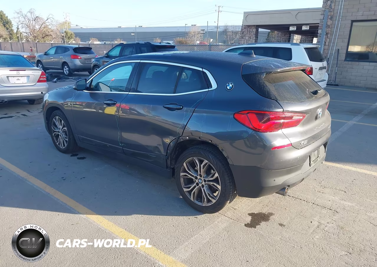 2020 BMW X2 xDrive28I VIN:WBXYJ1C08L5R40557 - 3