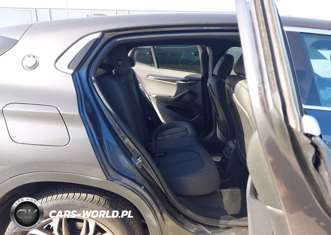 2020 BMW X2 xDrive28I VIN:WBXYJ1C08L5R40557 - 8