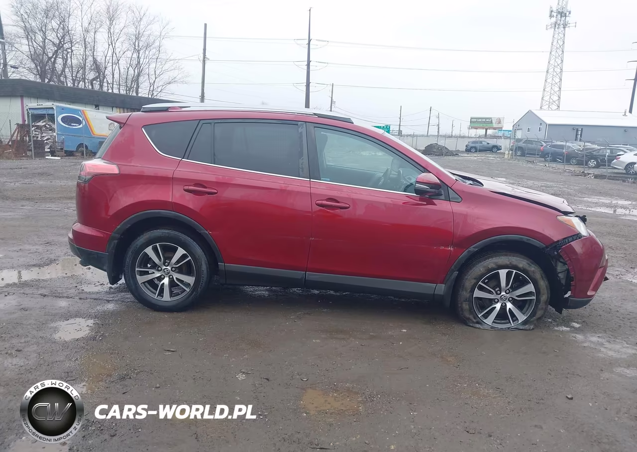 2018 Toyota Rav4 Xle VIN:2T3RFREV9JW833999 - 13