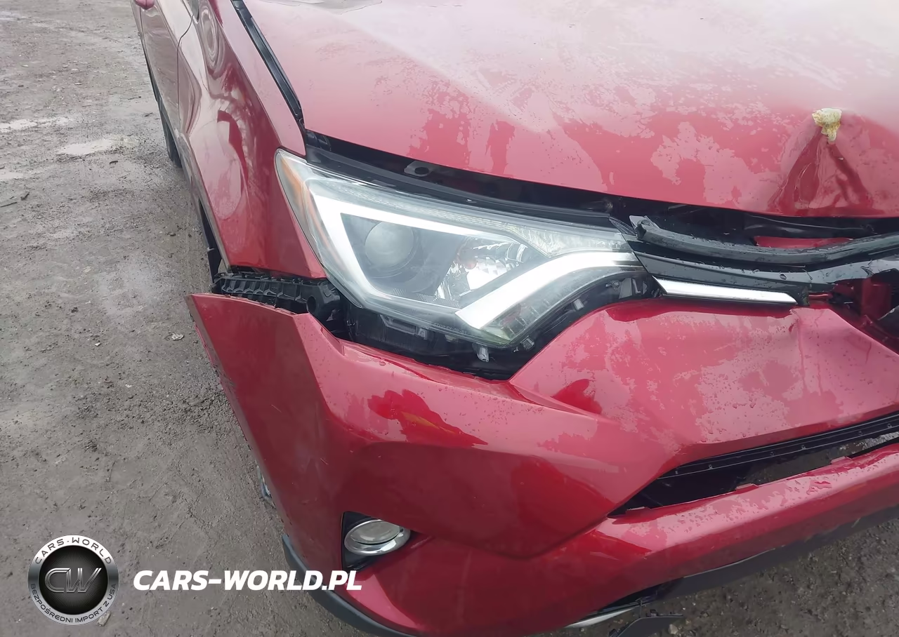 2018 Toyota Rav4 Xle VIN:2T3RFREV9JW833999 - 17