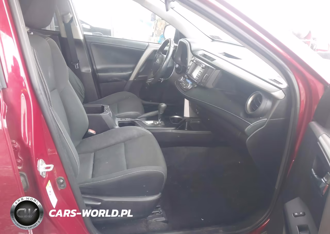 2018 Toyota Rav4 Xle VIN:2T3RFREV9JW833999 - 5