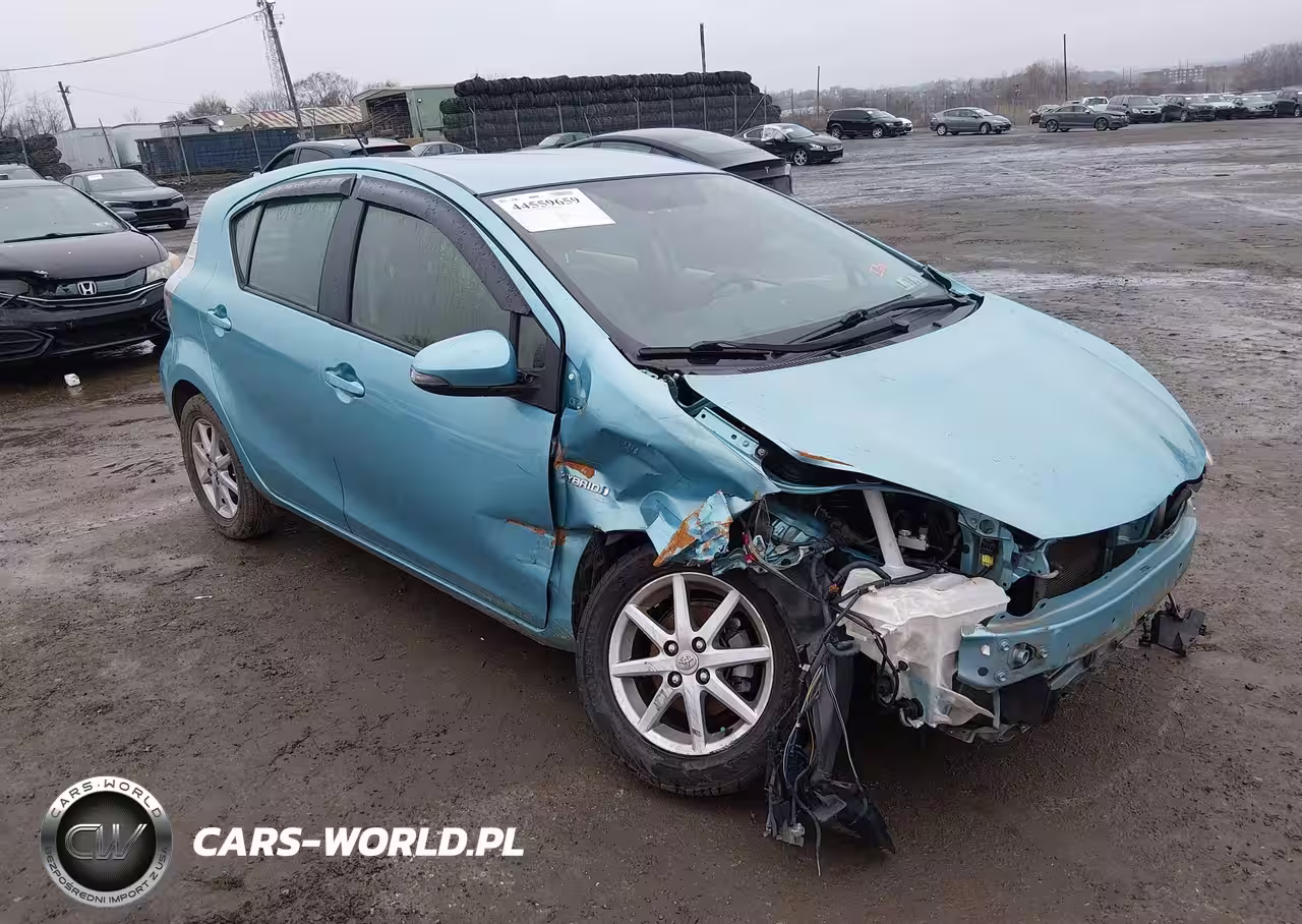 2012 Toyota Prius C Four