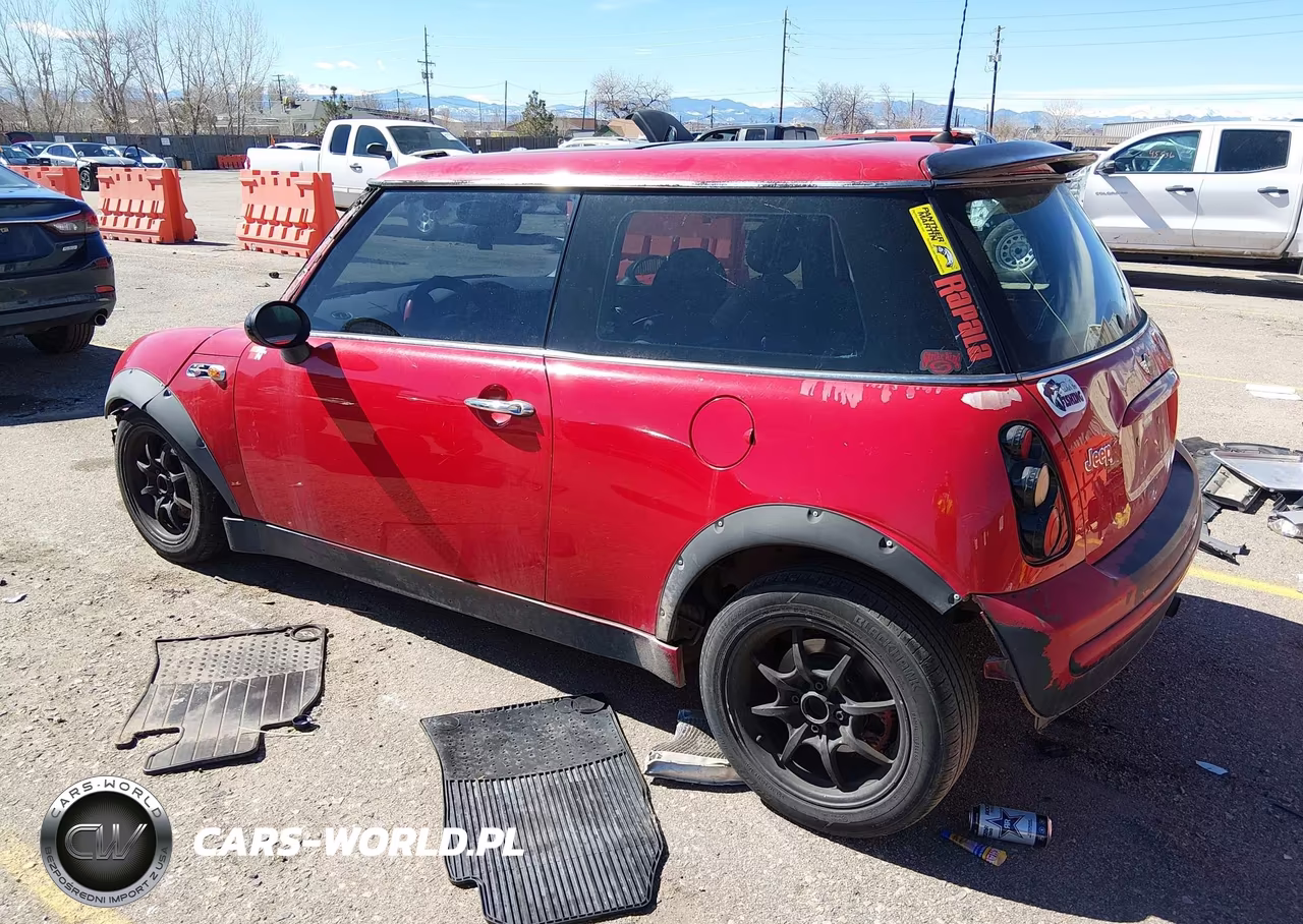 2003 Mini Cooper VIN:WMWRC334X3TC44238 - 3