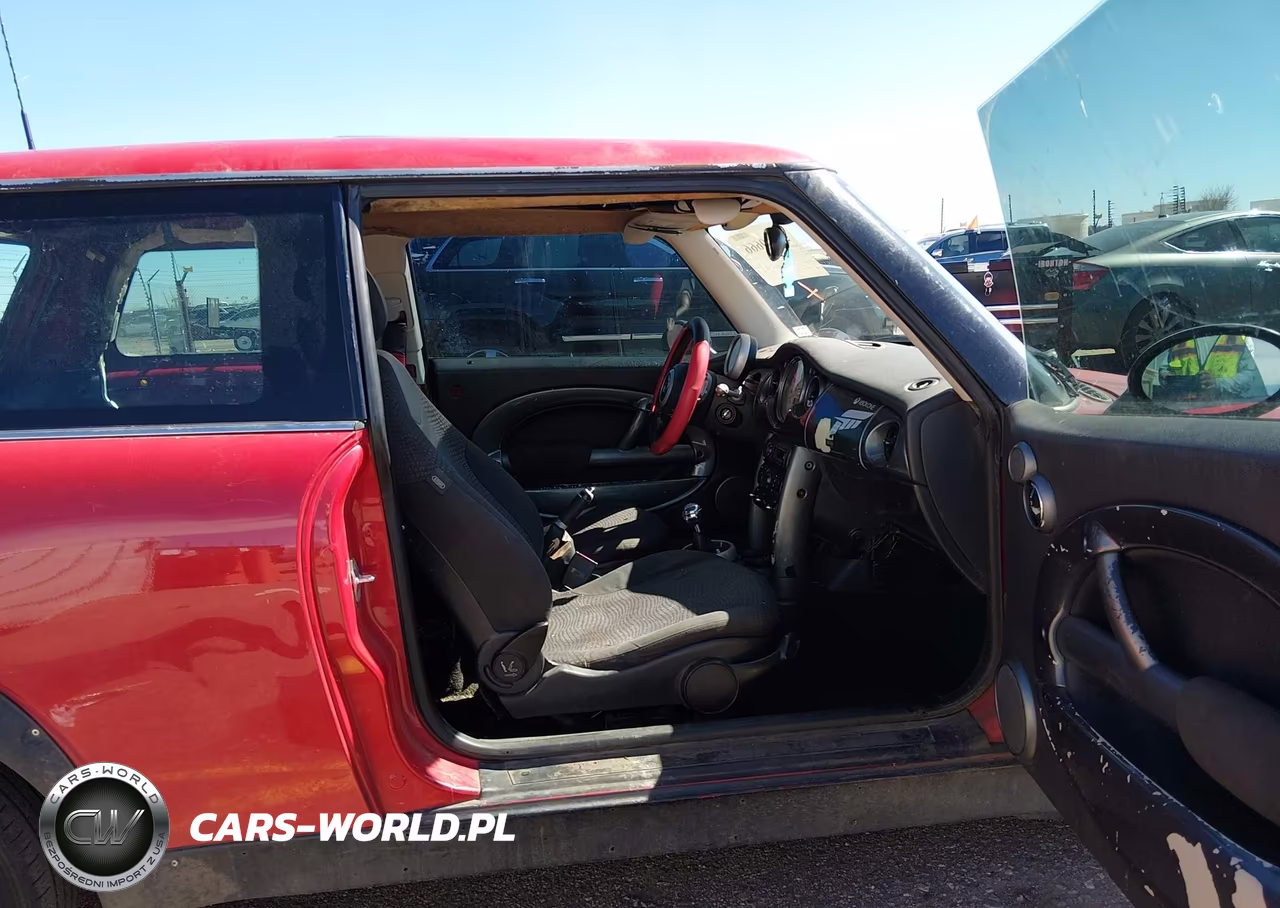 2003 Mini Cooper VIN:WMWRC334X3TC44238 - 5
