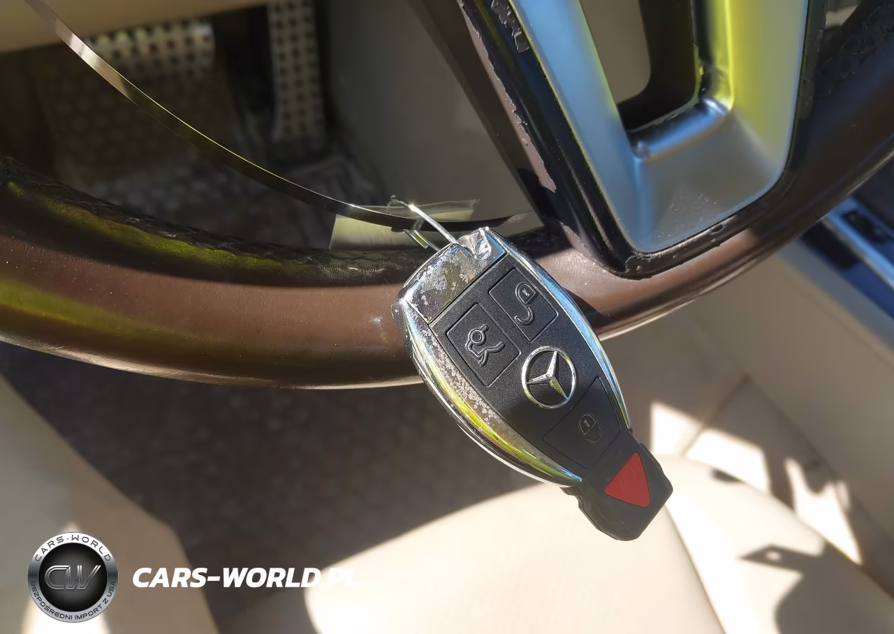 2013 Mercedes-Benz C 300 Sport 4Matic VIN:WDDGF8AB3DR246172 - 11