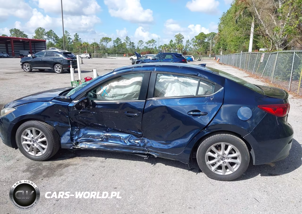 2016 Mazda Mazda3 I Touring VIN:JM1BM1W7XG1316601 - 14