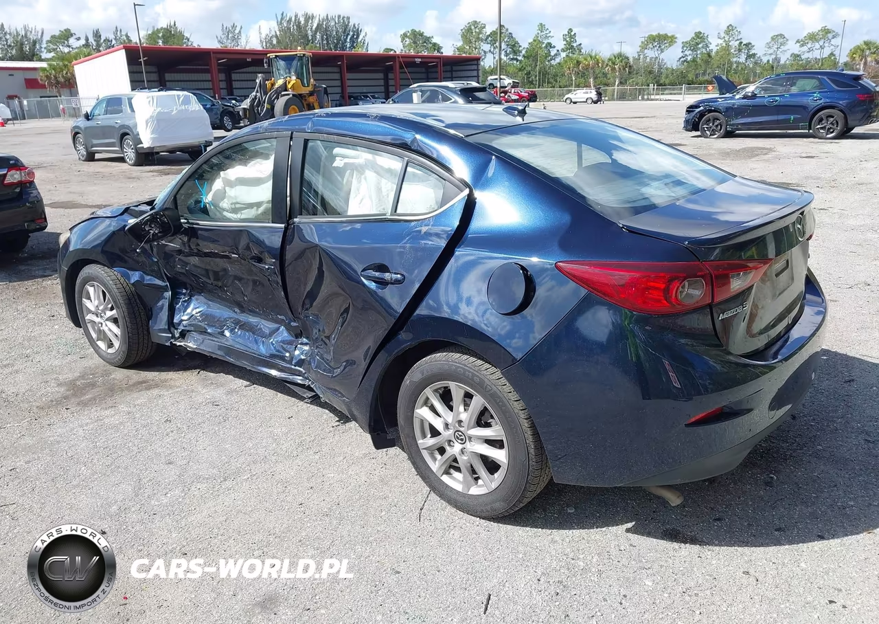 2016 Mazda Mazda3 I Touring VIN:JM1BM1W7XG1316601 - 3