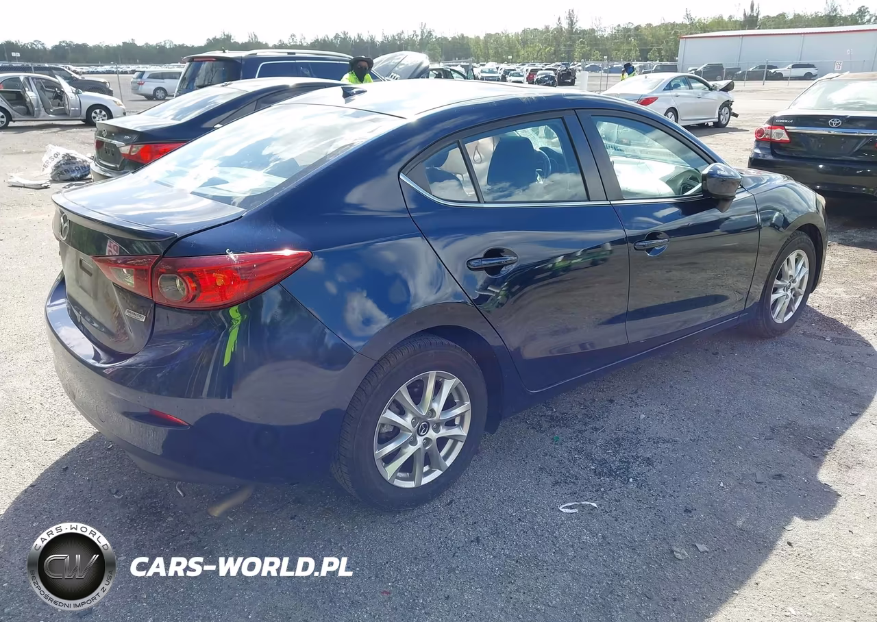 2016 Mazda Mazda3 I Touring VIN:JM1BM1W7XG1316601 - 4