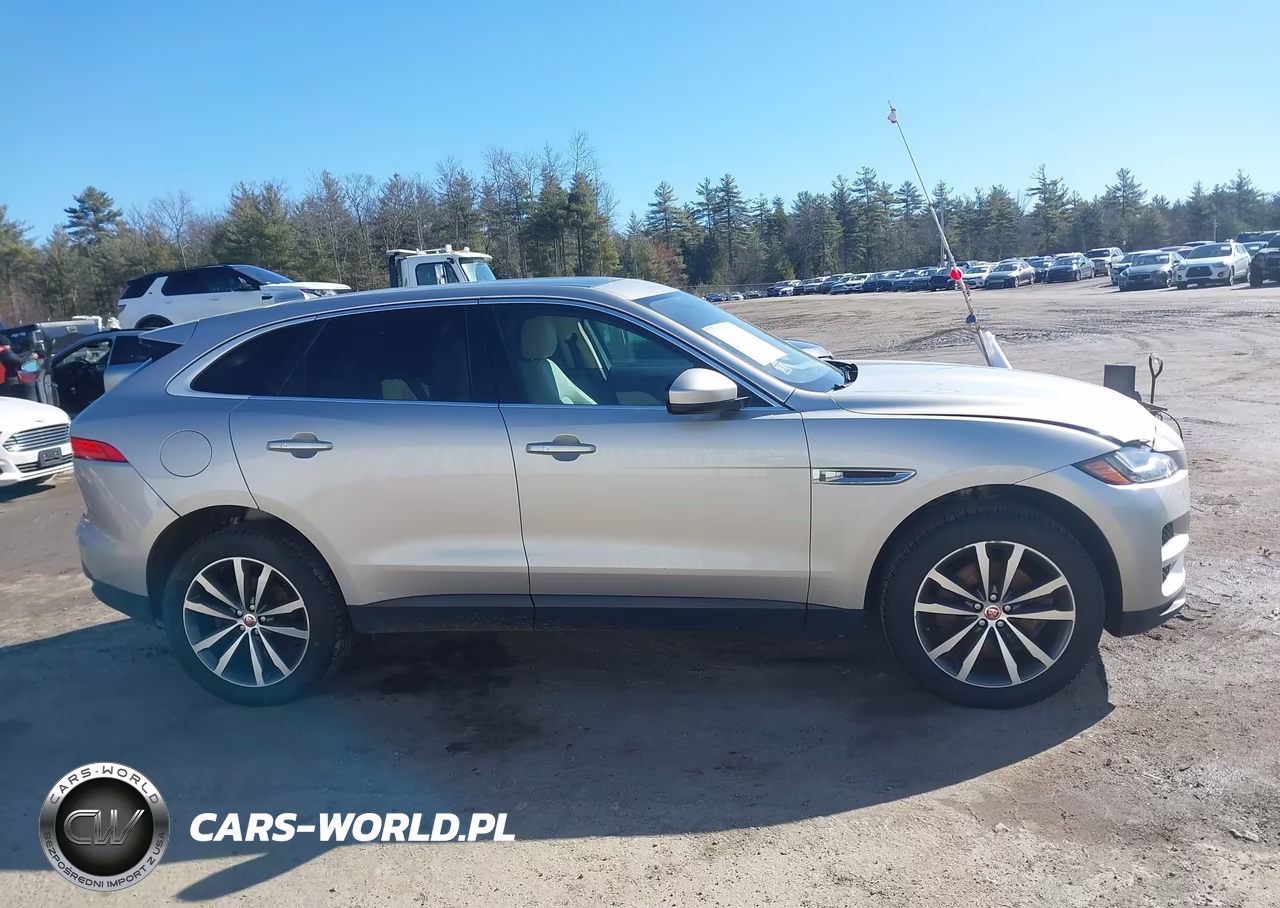 2017 Jaguar F-Pace 35T Prestige VIN:SADCK2BV9HA886342 - 13