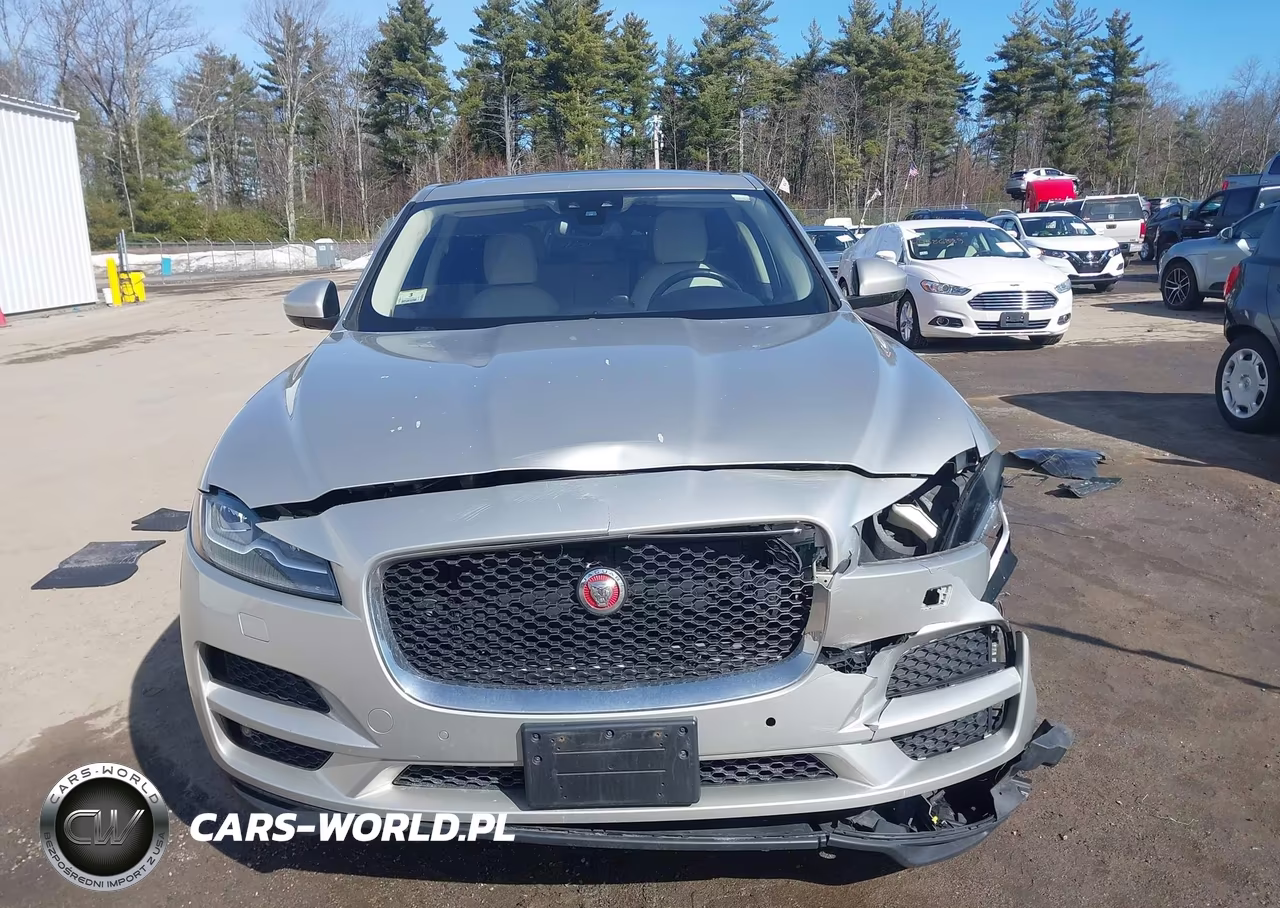2017 Jaguar F-Pace 35T Prestige VIN:SADCK2BV9HA886342 - 6
