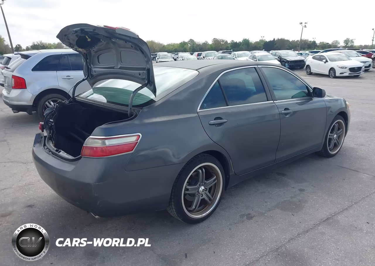 2009 Toyota Camry Xle VIN:4T1BE46K29U373939 - 4