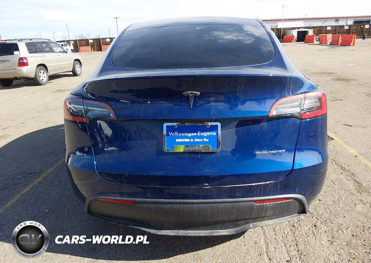 2021 Tesla Model Y Long Range Dual Motor All-Wheel Drive VIN:5YJYGDEE1MF078627 - 16