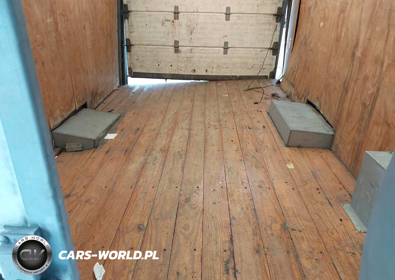 2014 Chevrolet Express Cutaway 3500 VIN:1GB0G2CA0E1184163 - 18