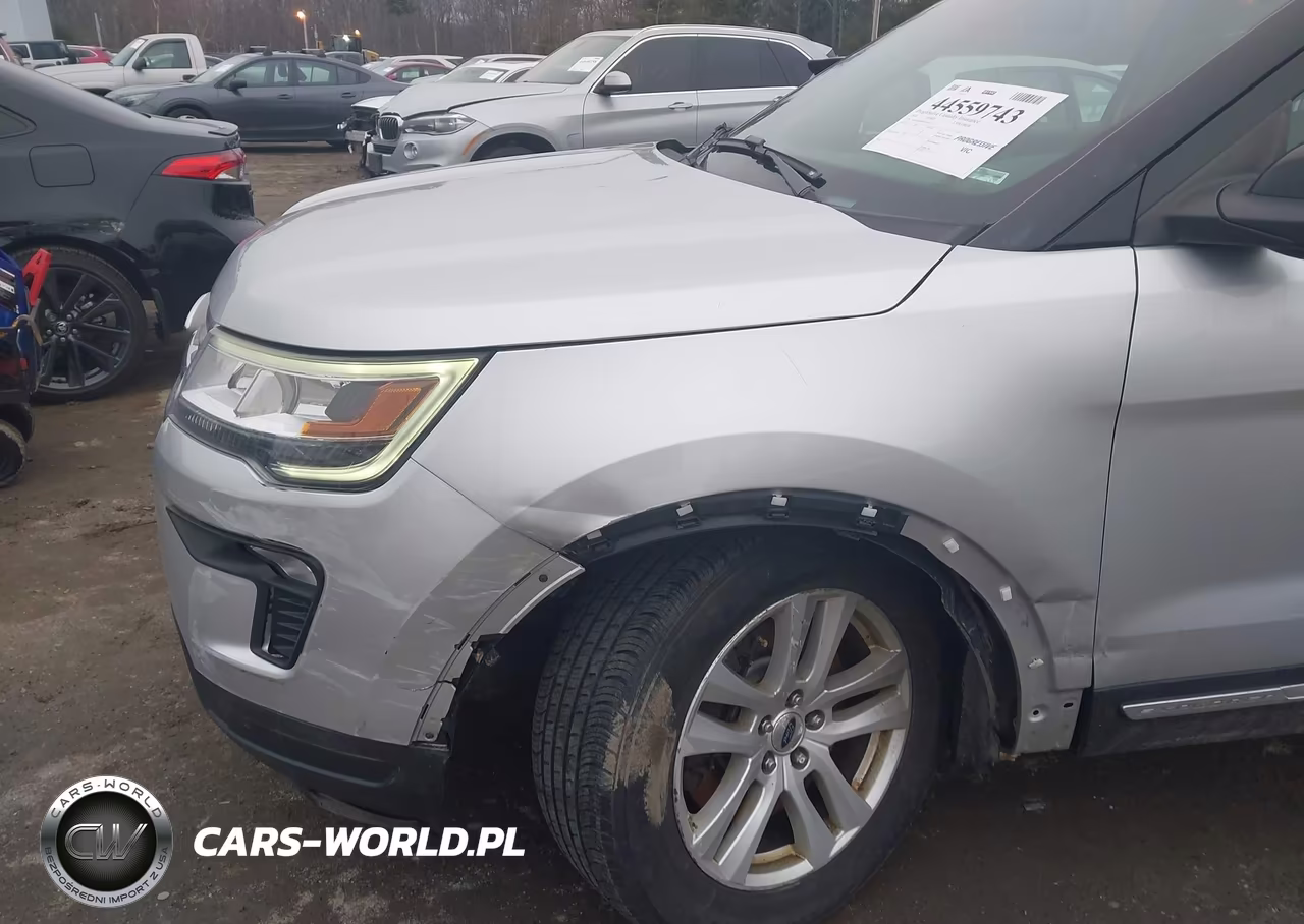 2018 Ford Explorer Xlt VIN:1FM5K8D84JGC15612 - 6