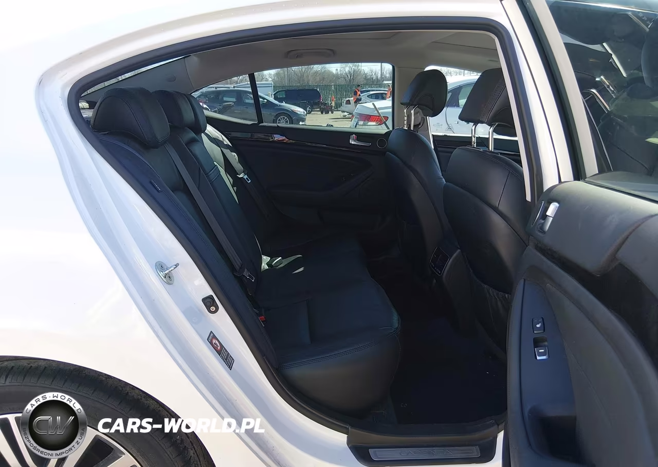 2015 Kia Cadenza Premium VIN:KNALN4D76F5184852 - 8
