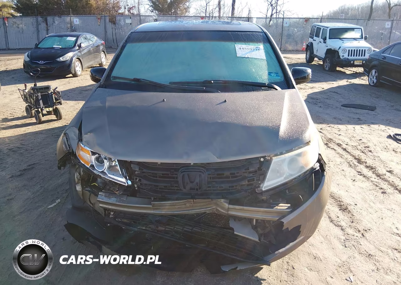 2011 Honda Odyssey Touring-Touring Elite VIN:5FNRL5H98BB038305 - 12