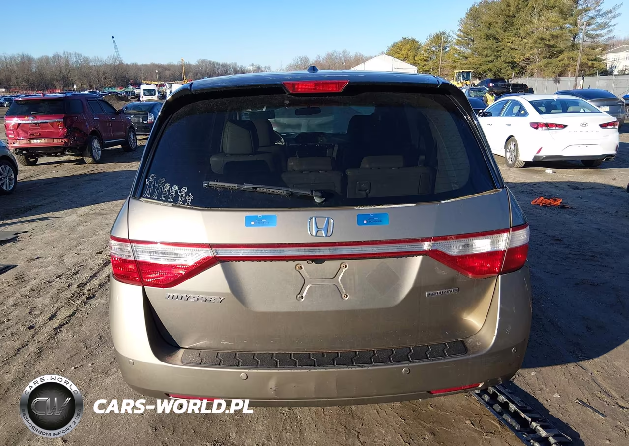 2011 Honda Odyssey Touring-Touring Elite VIN:5FNRL5H98BB038305 - 16