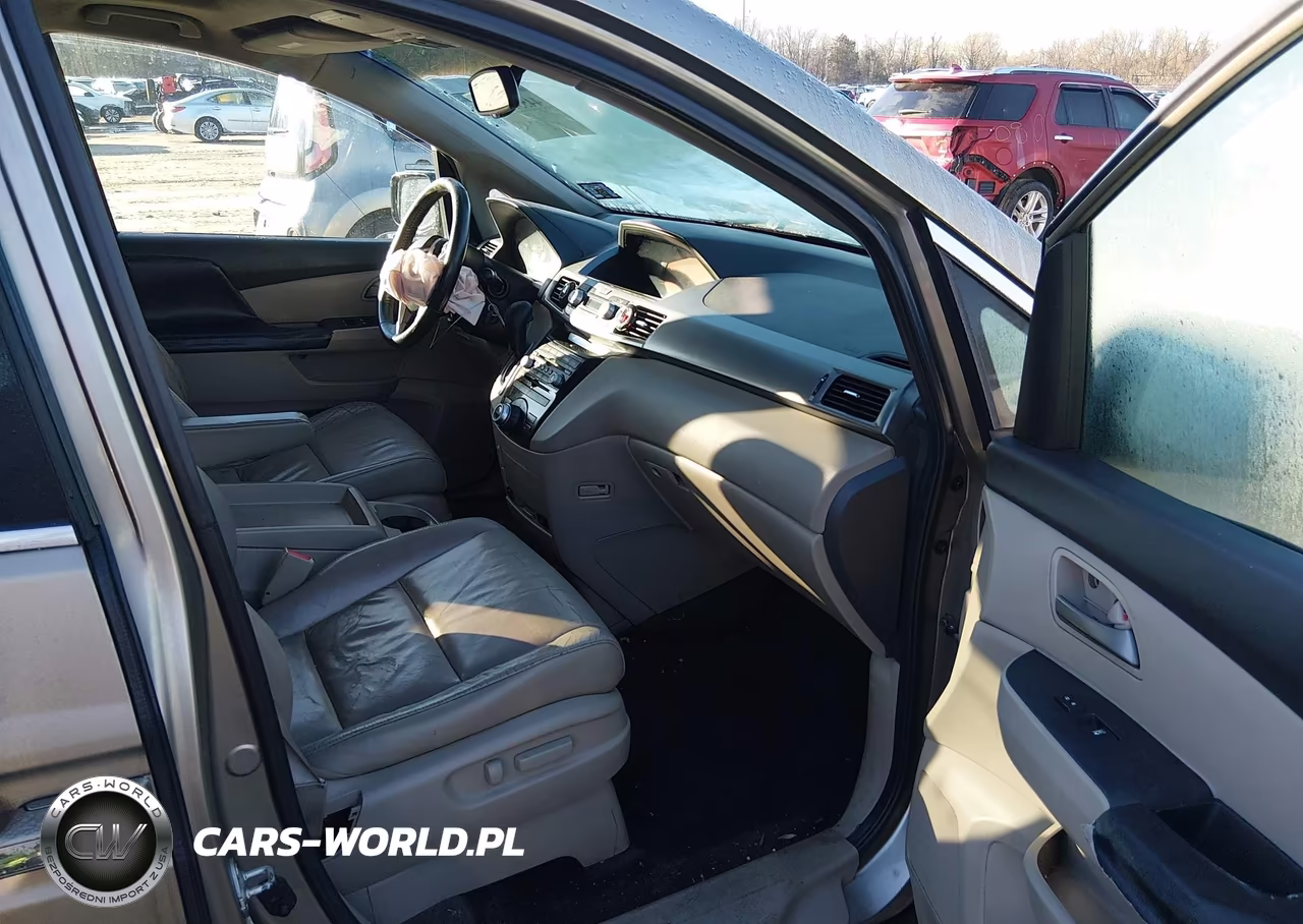 2011 Honda Odyssey Touring-Touring Elite VIN:5FNRL5H98BB038305 - 5
