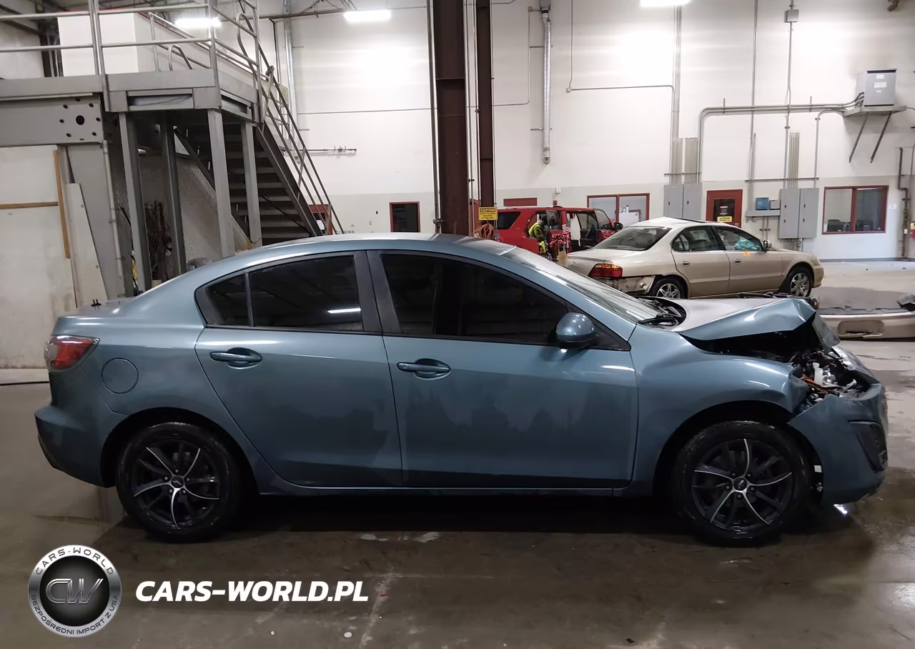 2011 Mazda Mazda3 I Sport VIN:JM1BL1UG7B1439626 - 13