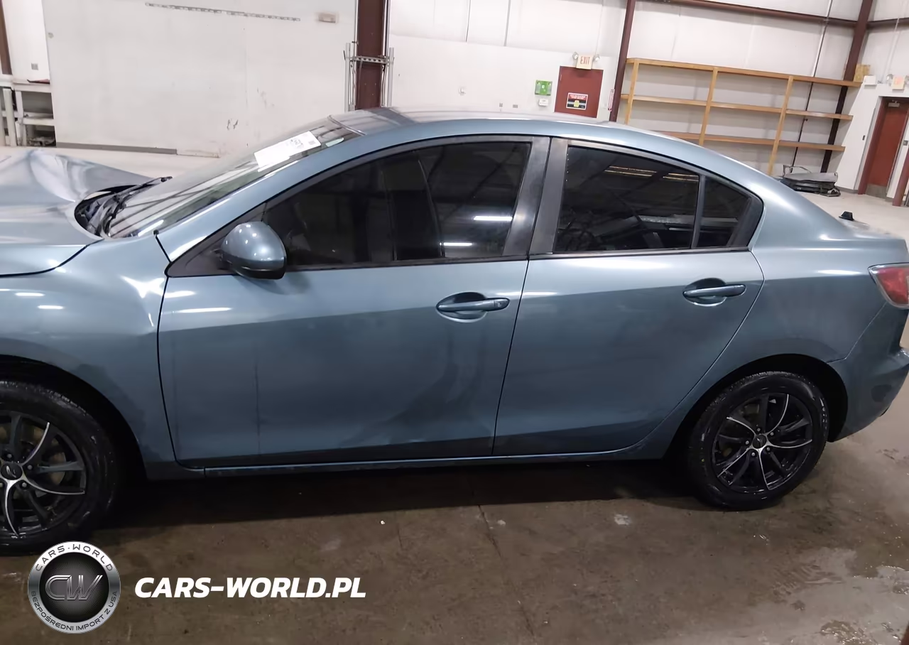 2011 Mazda Mazda3 I Sport VIN:JM1BL1UG7B1439626 - 14