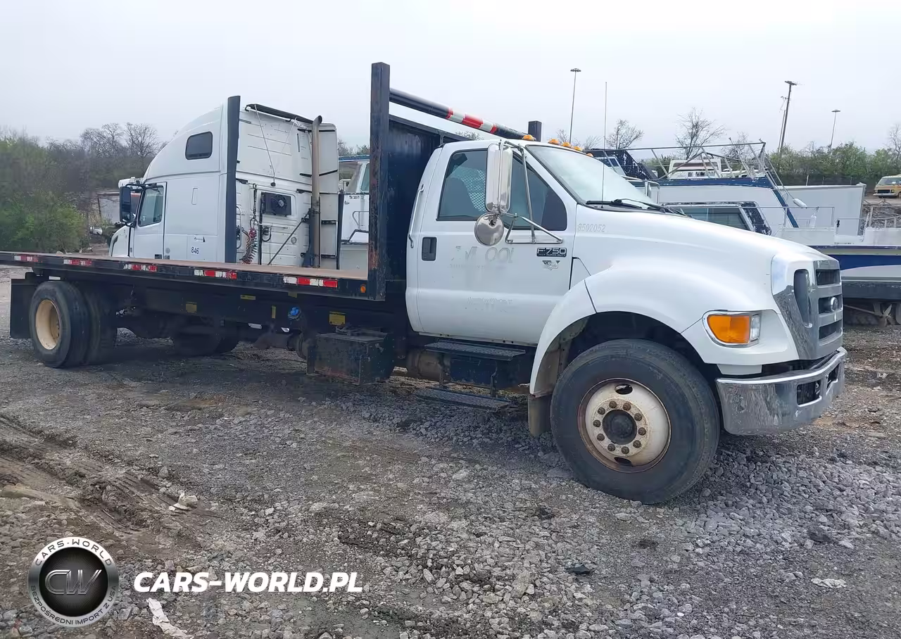 2011 Ford F-750 Xl-Xlt