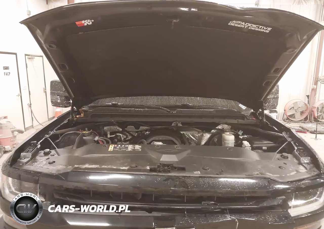 2018 Chevrolet Silverado 1500 2Lt VIN:1GCVKREC8JZ216876 - 10