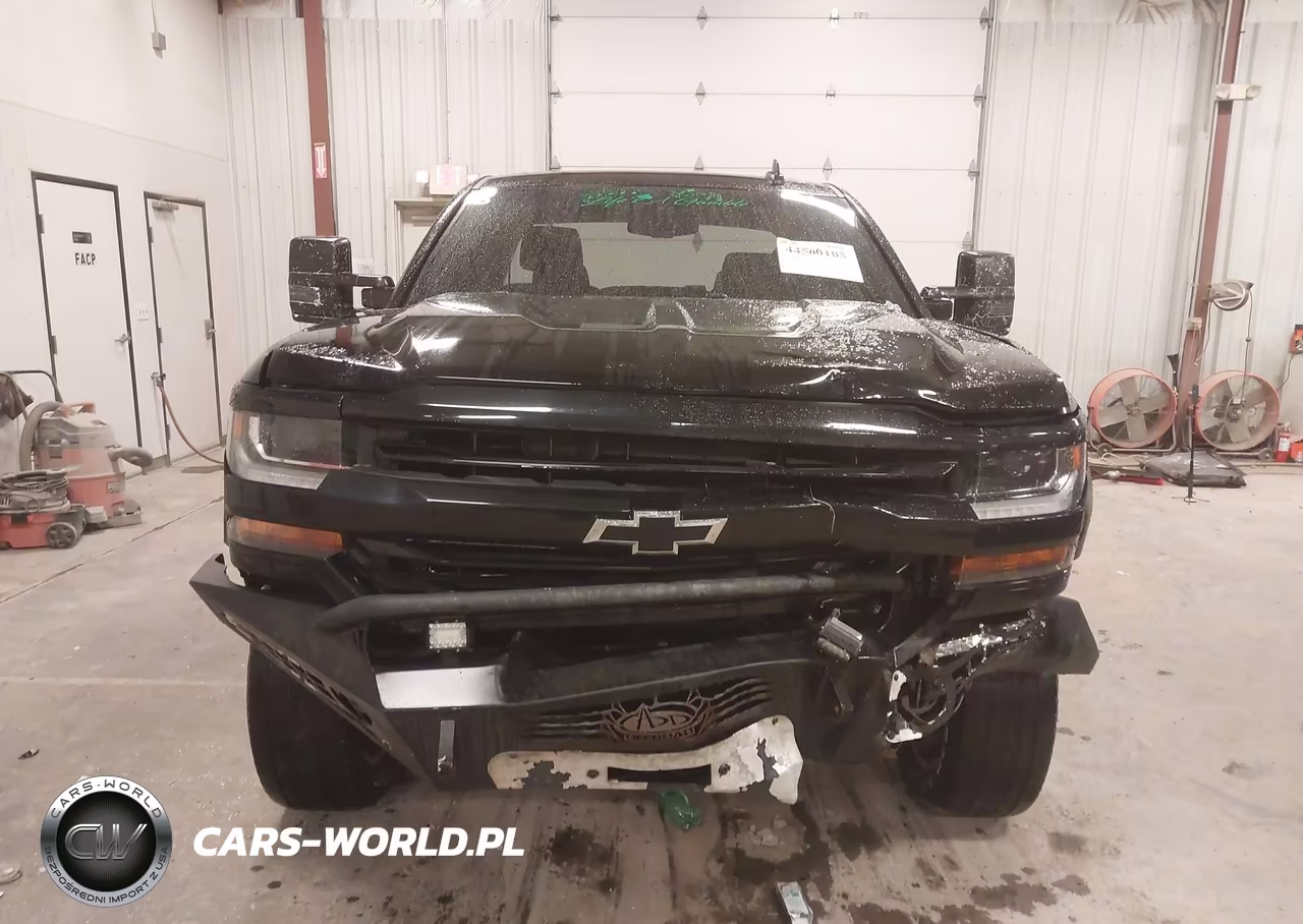 2018 Chevrolet Silverado 1500 2Lt VIN:1GCVKREC8JZ216876 - 12