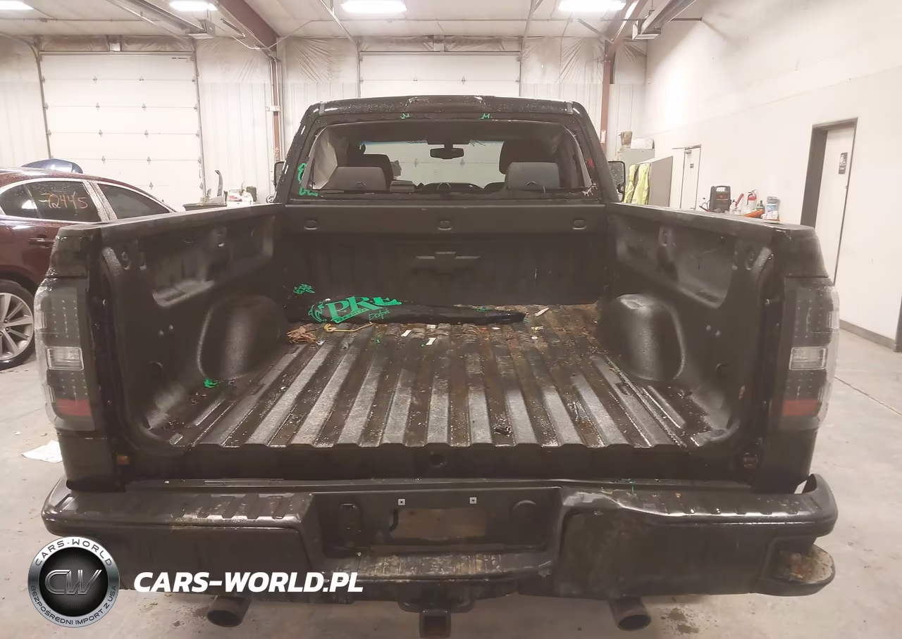 2018 Chevrolet Silverado 1500 2Lt VIN:1GCVKREC8JZ216876 - 16